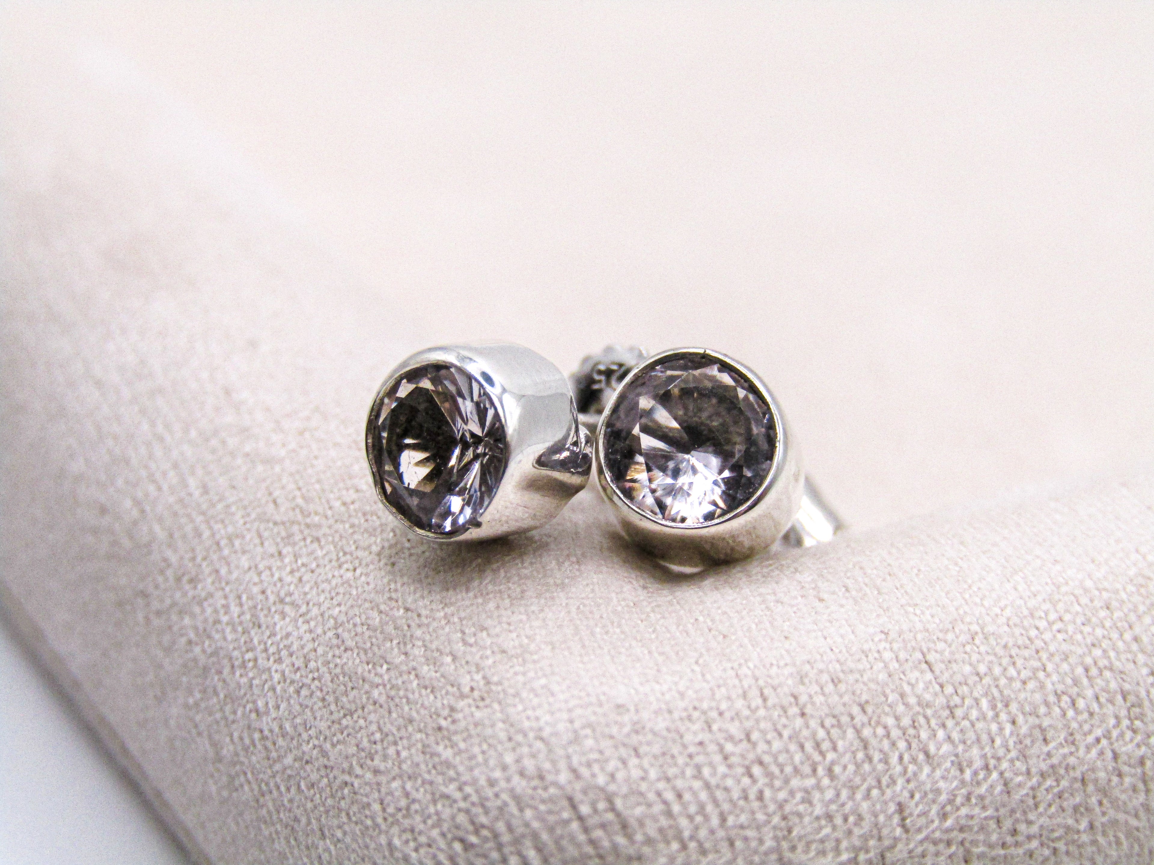 Round Morganite Stud Earrings